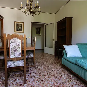 https://residenza-parco-ducale-primo-piano.emilia-romagnahotels.net